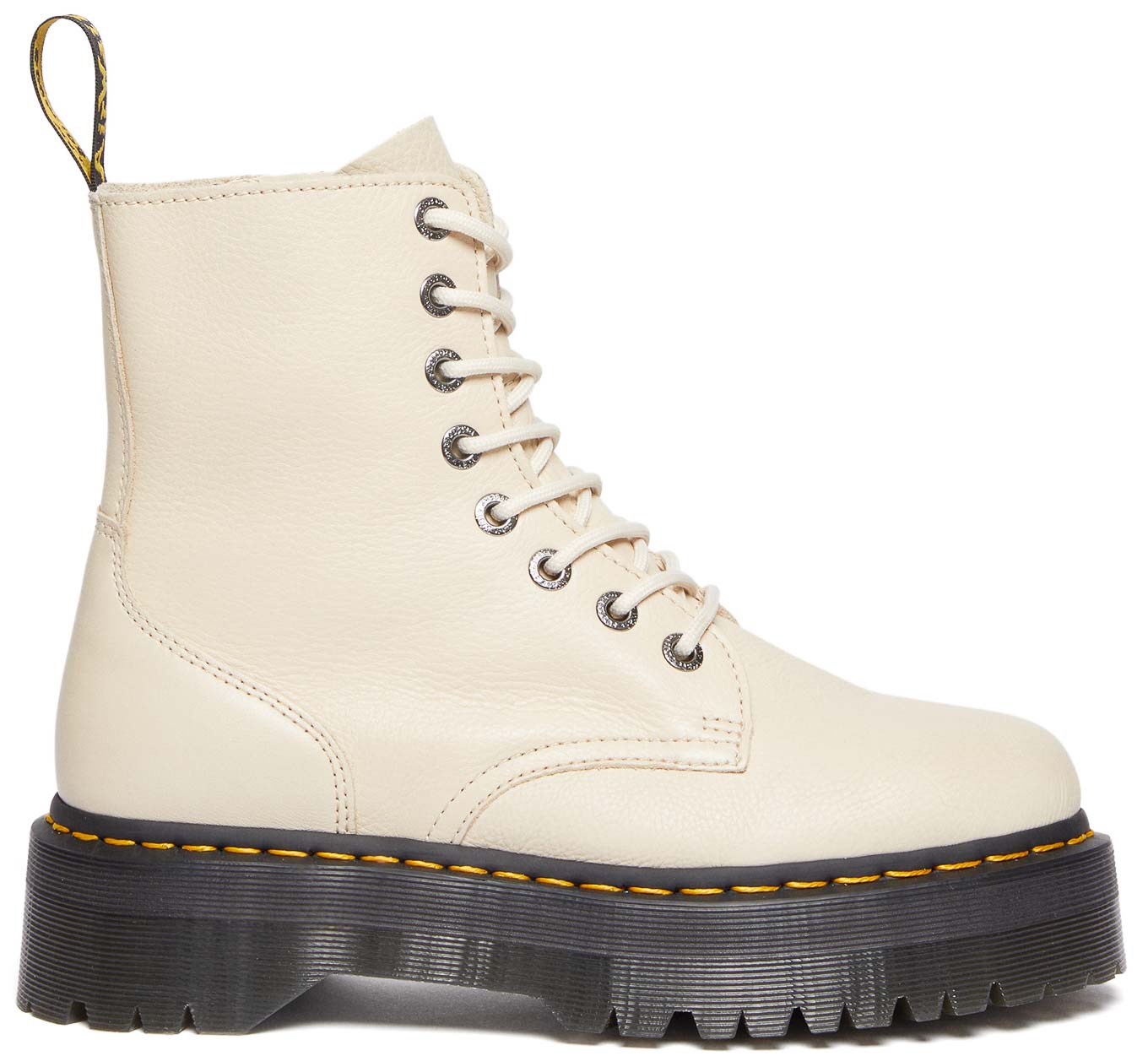 Beige dr 2025 martens boots