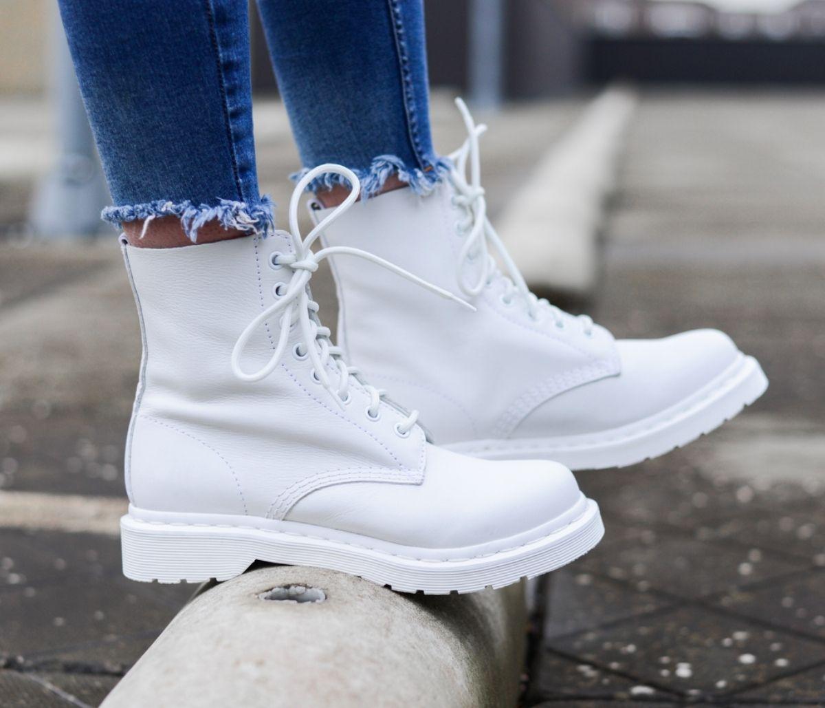 dr martens mono white